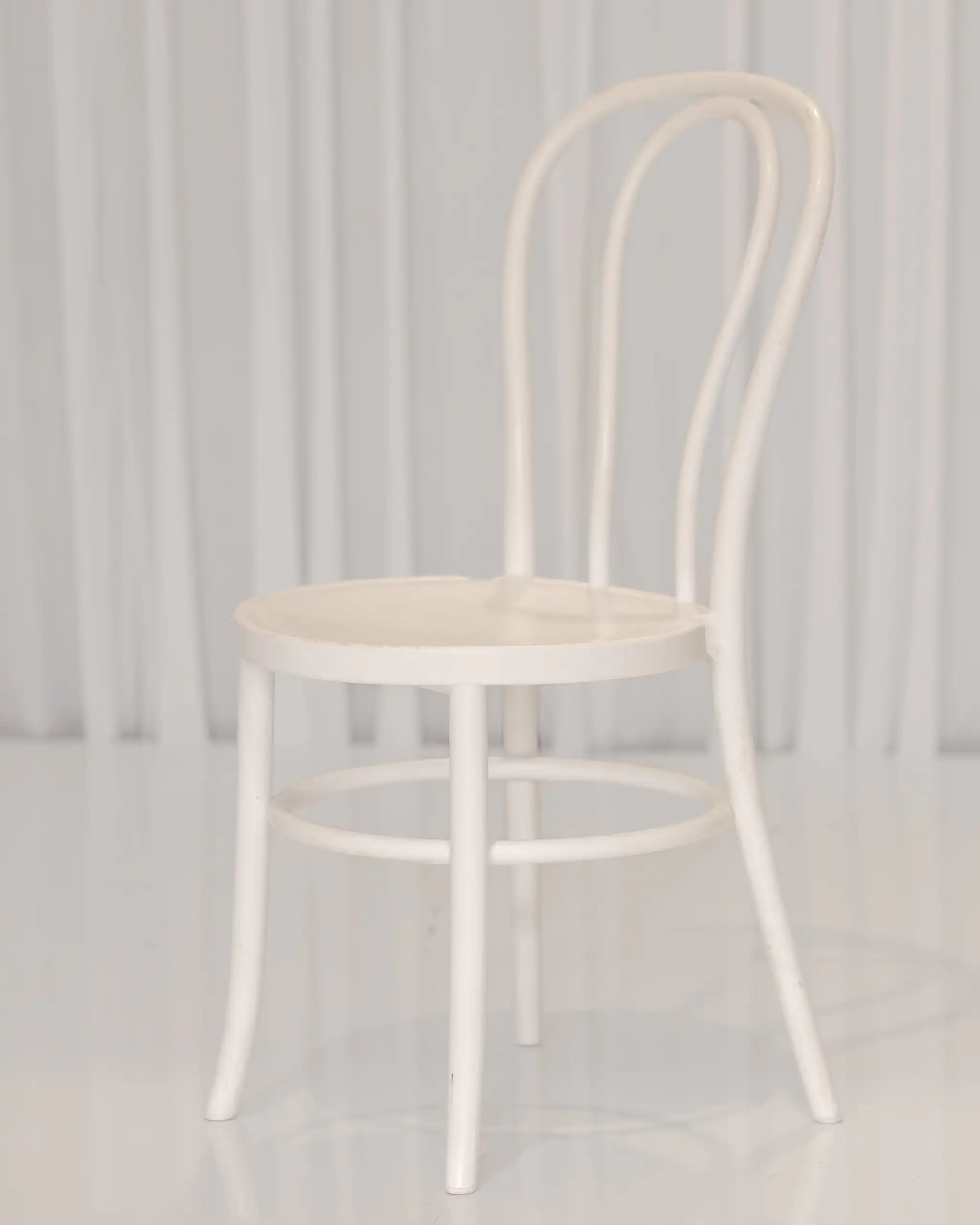 white bentwood chair